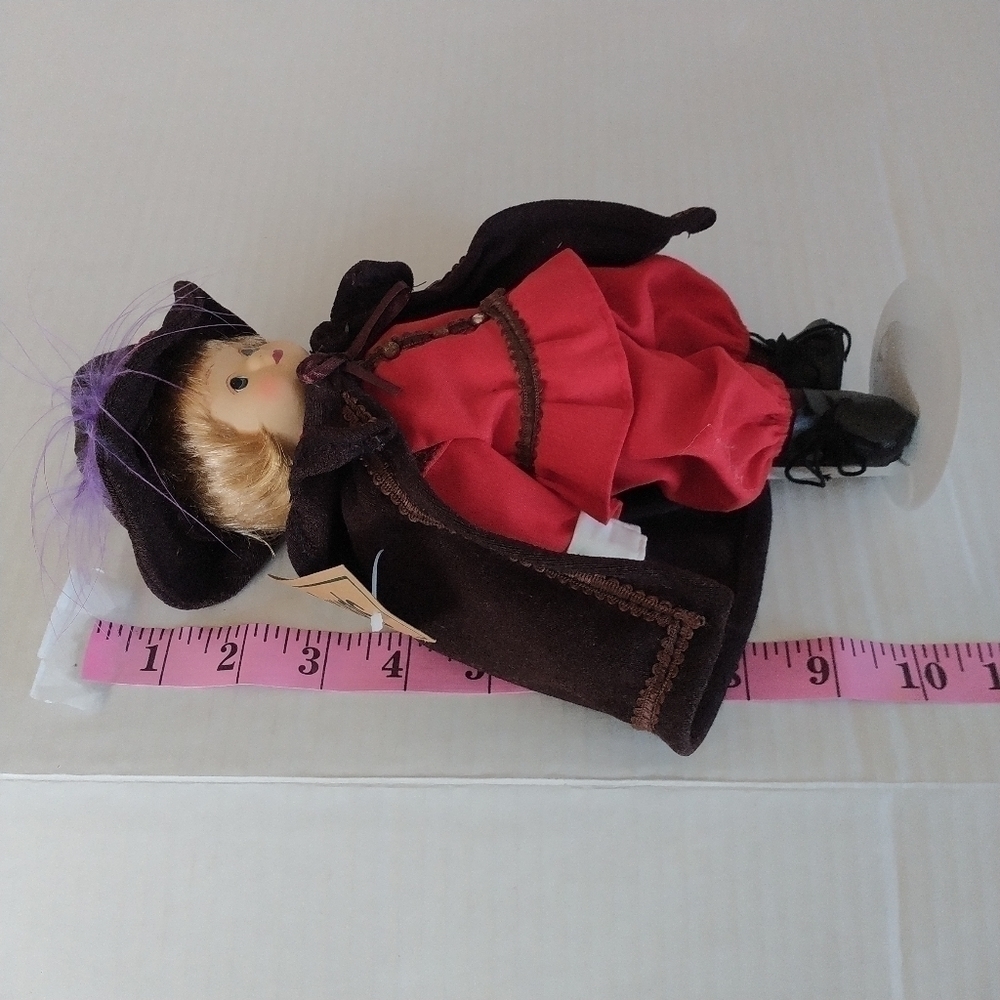 Springford The Pilgrims at Plymouth 1620 Boy Doll - Picture 4 of 9